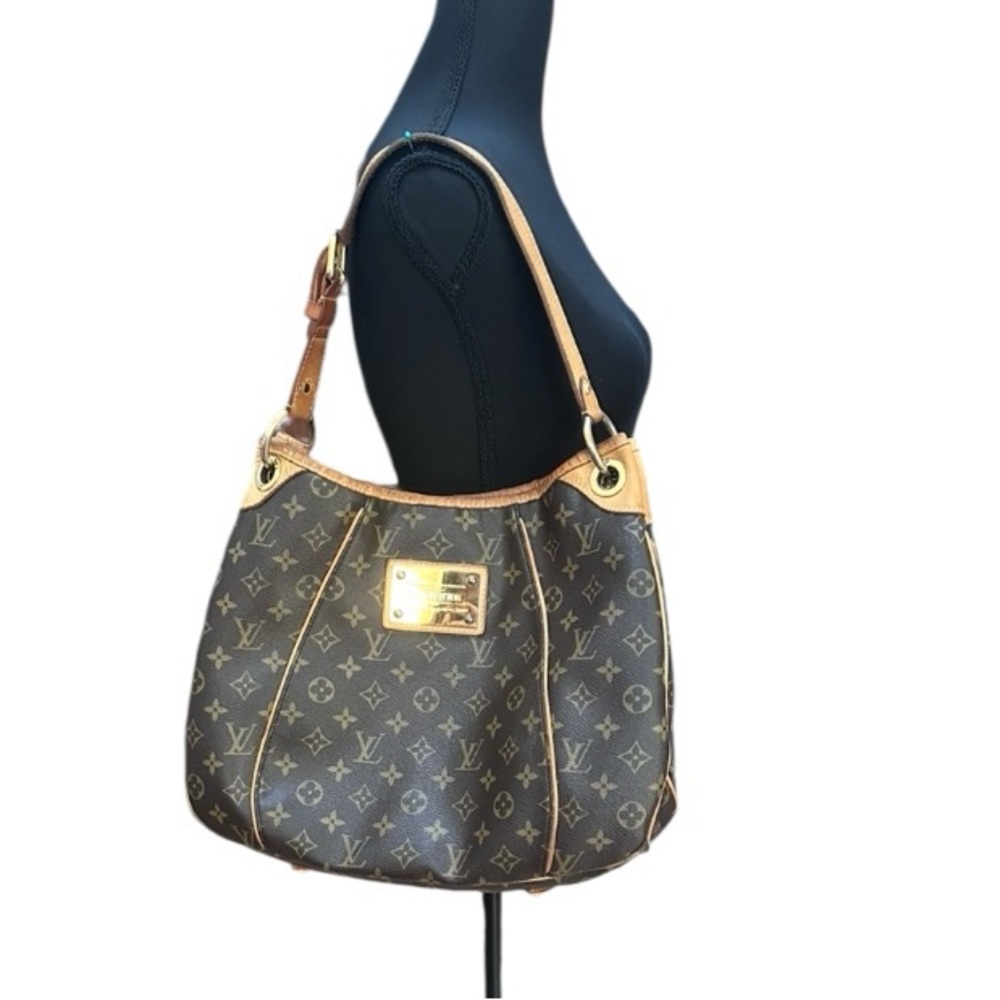Louis Vuitton Monogram Galliera Shoulder Bag Purse. Includes dust bag and box - Picture 7 of 16